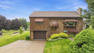 157 Gourley Ln, Center Twp, PA 15061
