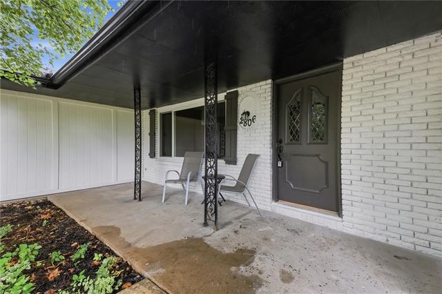 2806 N River Boulevard, Independence, MO 64050