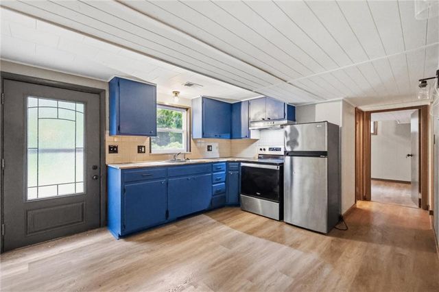 2806 N River Boulevard, Independence, MO 64050