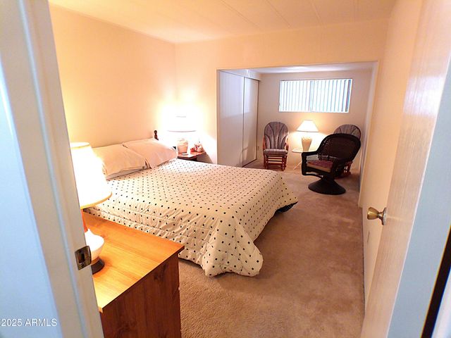 129 E Donna Drive, Queen Valley, AZ 85118