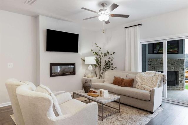 333 Yukon Drive 62, Conyers, GA 30094