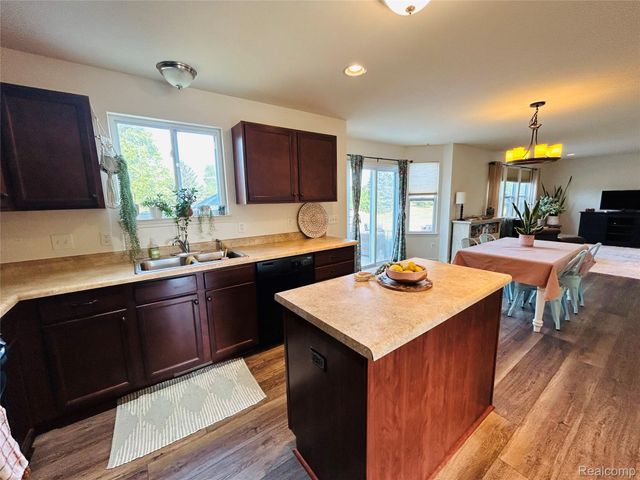 8987 Parkland Drive, Ypsilanti Charter Township, MI 48197