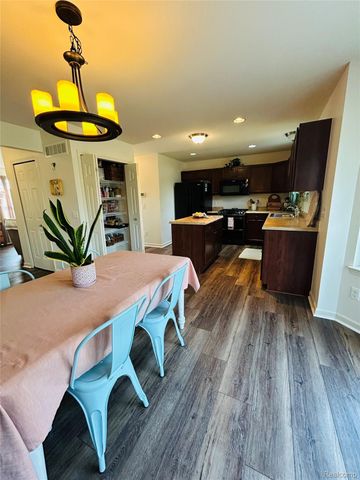 8987 Parkland Drive, Ypsilanti Charter Township, MI 48197