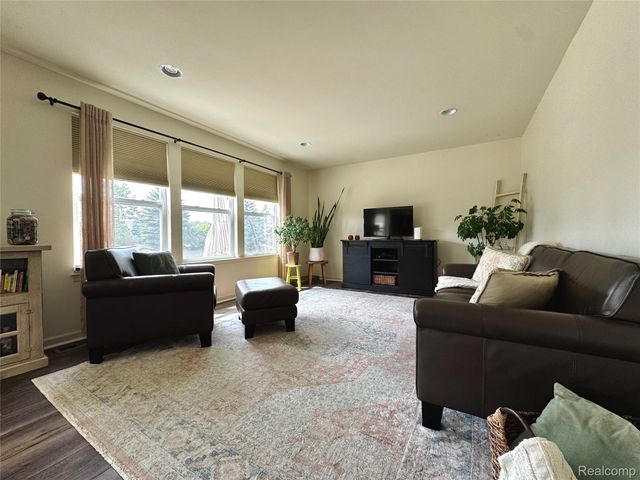 8987 Parkland Drive, Ypsilanti Charter Township, MI 48197