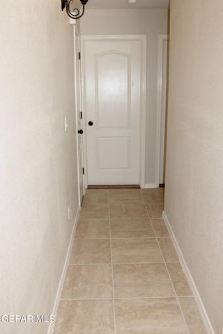 5040 GOLD RANCH Avenue, El Paso, TX 79934