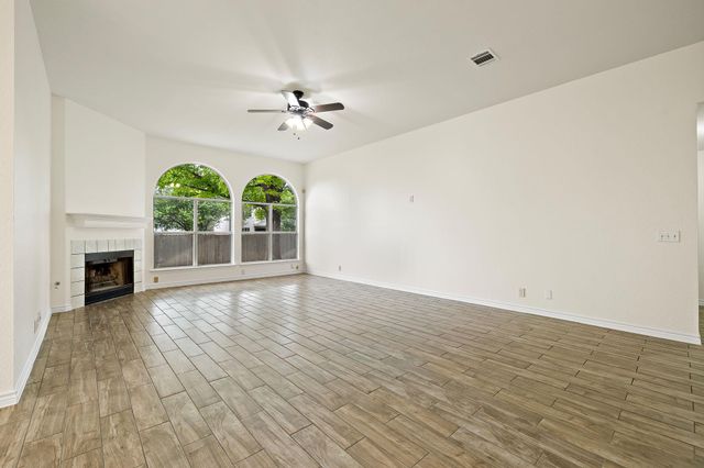 2422 Agarita TRL, Round Rock, TX 78665