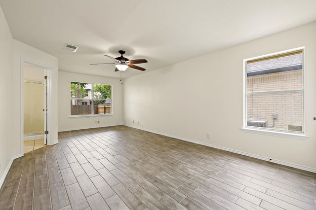 2422 Agarita TRL, Round Rock, TX 78665