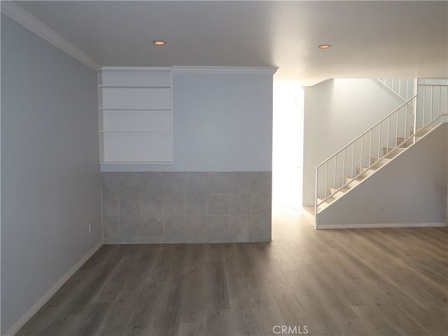 8105 Canby 4, Reseda, CA 91335