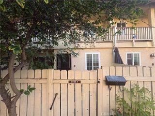 8105 Canby 4, Reseda, CA 91335