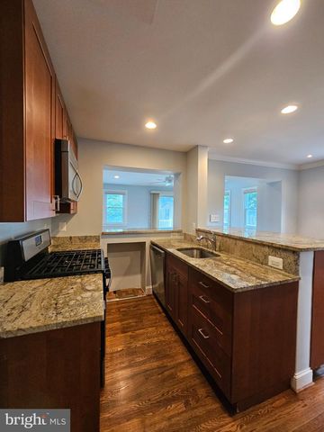 5925 MONTICELLO RD, Alexandria, VA 22303
