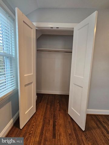 5925 MONTICELLO RD, Alexandria, VA 22303