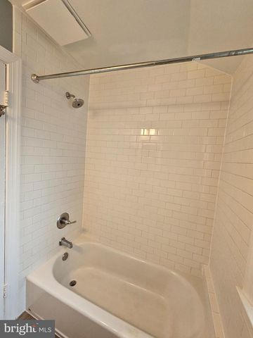 5925 MONTICELLO RD, Alexandria, VA 22303