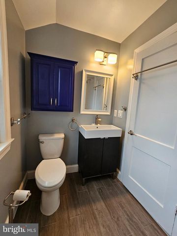 5925 MONTICELLO RD, Alexandria, VA 22303