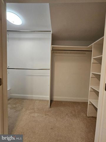 5925 MONTICELLO RD, Alexandria, VA 22303