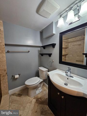 5925 MONTICELLO RD, Alexandria, VA 22303