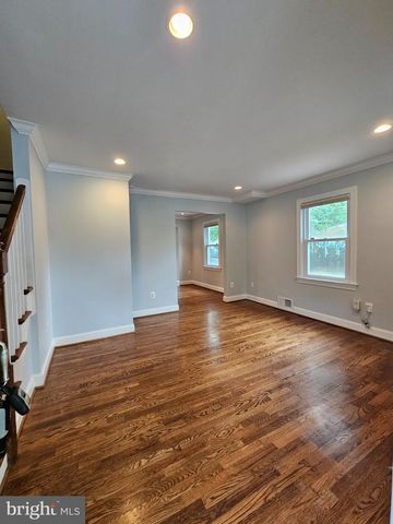 5925 MONTICELLO RD, Alexandria, VA 22303