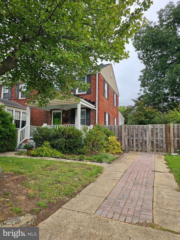 5925 MONTICELLO RD, Alexandria, VA 22303