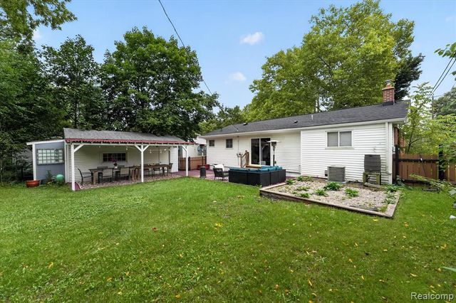 767 Center Drive, Ann Arbor, MI 48103