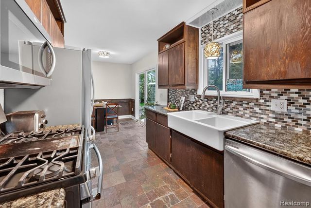 767 Center Drive, Ann Arbor, MI 48103
