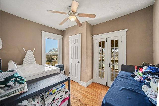 203 N Clinton Place, Kansas City, MO 64123