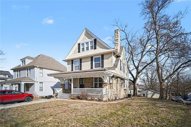 203 N Clinton Place, Kansas City, MO 64123