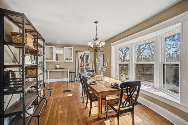 203 N Clinton Place, Kansas City, MO 64123