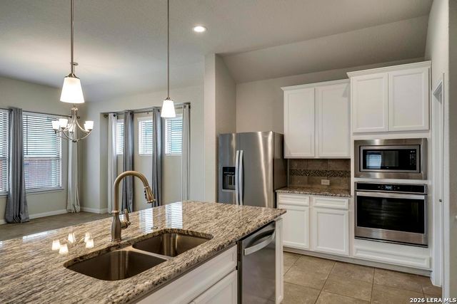 624 Colt Trail, Schertz, TX 78154