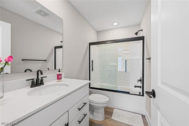233 Lake Balaton Drive, Orange, OH 44128