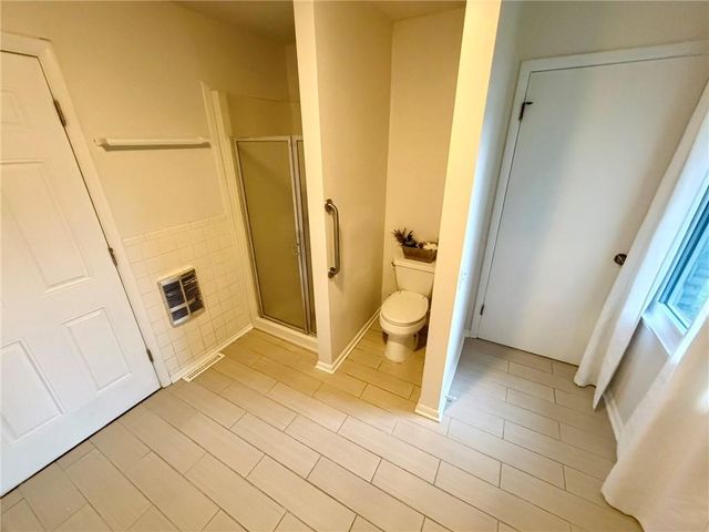 8842 Foster Lane, Overland Park, KS 66212
