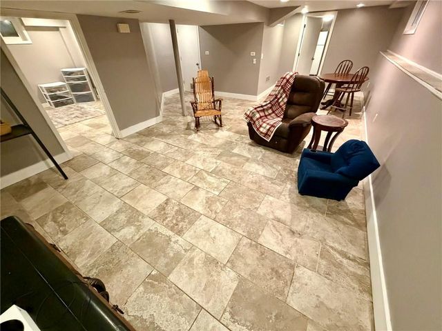 8842 Foster Lane, Overland Park, KS 66212