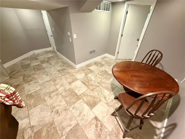 8842 Foster Lane, Overland Park, KS 66212