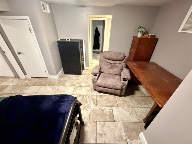 8842 Foster Lane, Overland Park, KS 66212