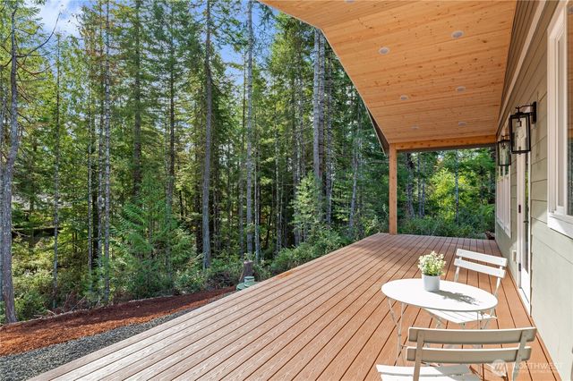 50 E Blackberry Lane, Union, WA 98592