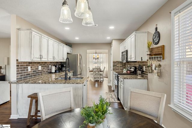 114 Thorncliff Place, Anderson, SC 29625