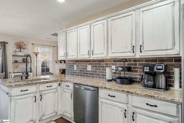 114 Thorncliff Place, Anderson, SC 29625