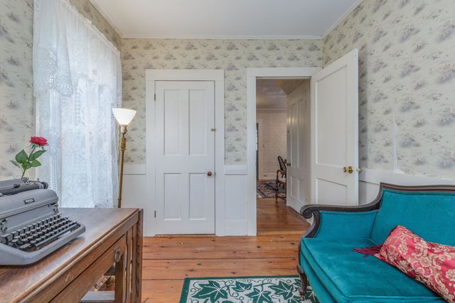12 Church Street, Bradford, NH 03221