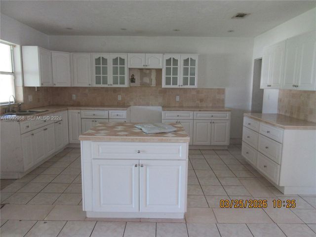 18420 SW 129th Avenue, Miami, FL 33177