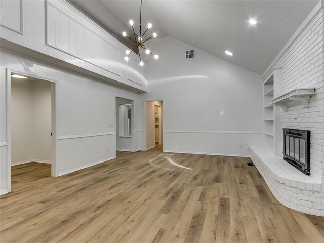 7136 N Comanche Street, Warr Acres, OK 73132