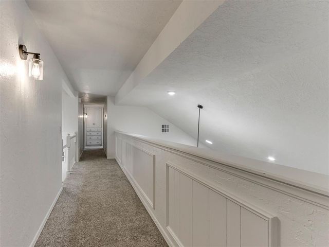 7136 N Comanche Street, Warr Acres, OK 73132