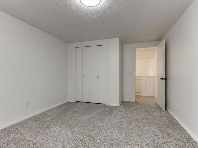 7136 N Comanche Street, Warr Acres, OK 73132