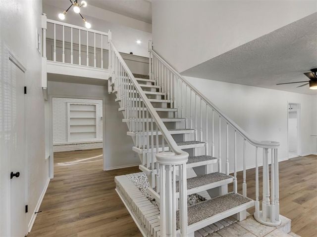 7136 N Comanche Street, Warr Acres, OK 73132