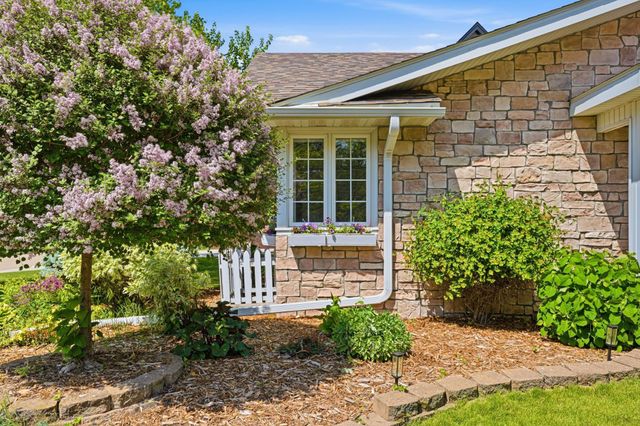 5544 Saint Johns Avenue, Edina, MN 55424
