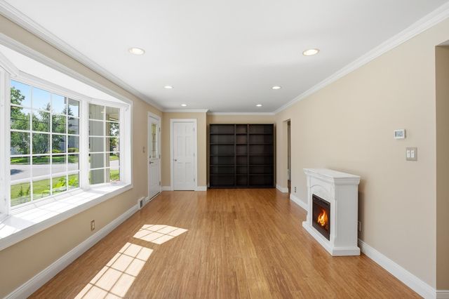 5544 Saint Johns Avenue, Edina, MN 55424