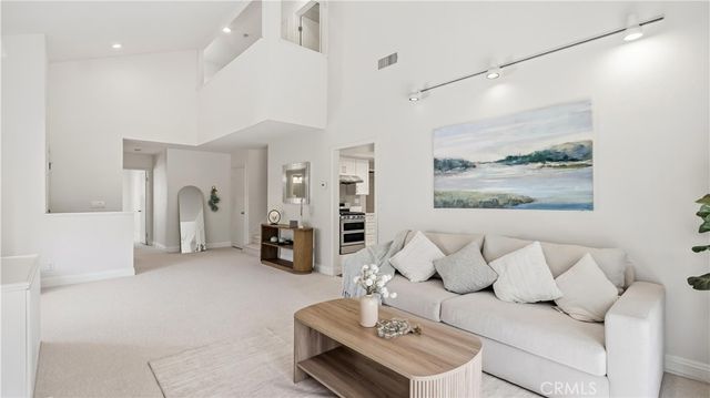 44 Silkberry, Irvine, CA 92614