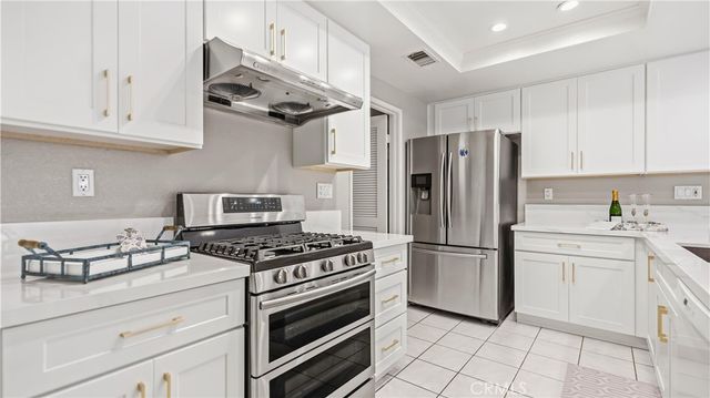 44 Silkberry, Irvine, CA 92614