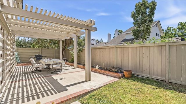 44 Silkberry, Irvine, CA 92614