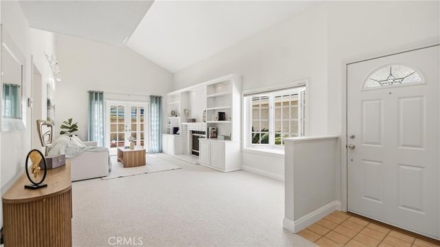 44 Silkberry, Irvine, CA 92614
