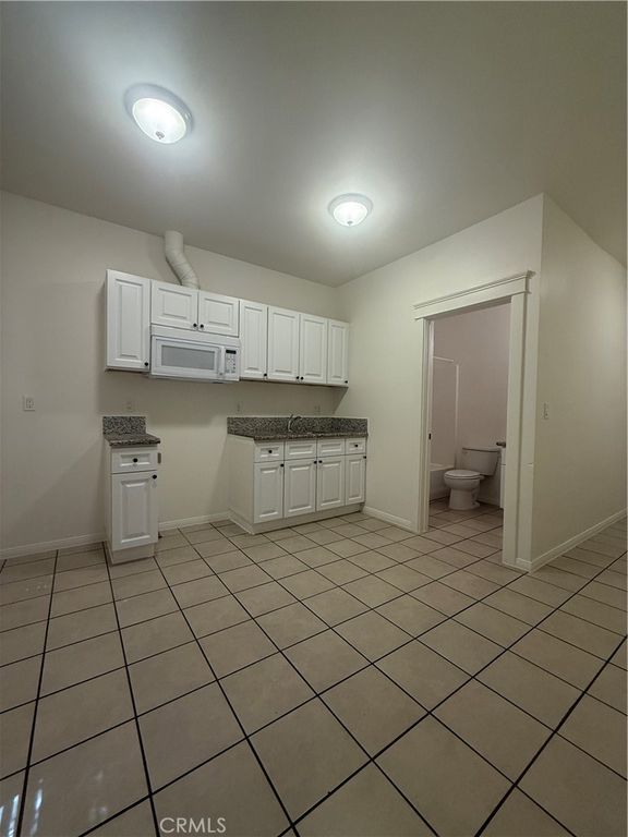 718 Chestnut Avenue 4, Long Beach, CA 90813