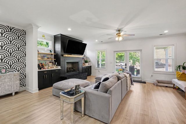 409 Plantation Blvd, Lebanon, TN 37087