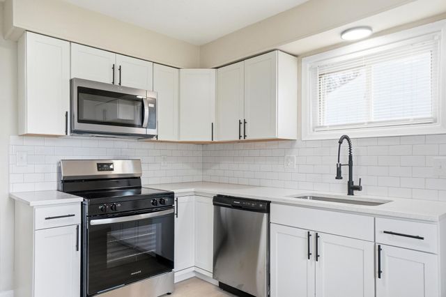 814 Josephine Avenue, Columbus, OH 43204